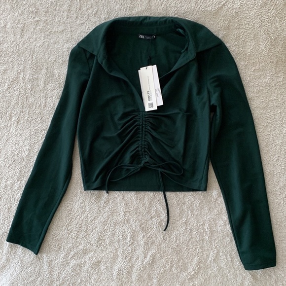 Zara | Ruched Top - Picture 3 of 8